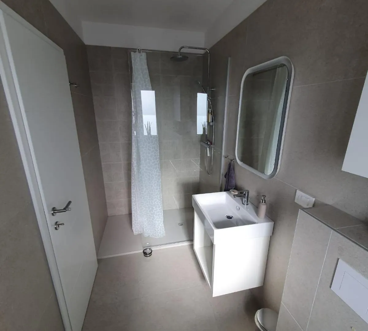 Premium Tar Apartment Tar-Vabriga Croatia